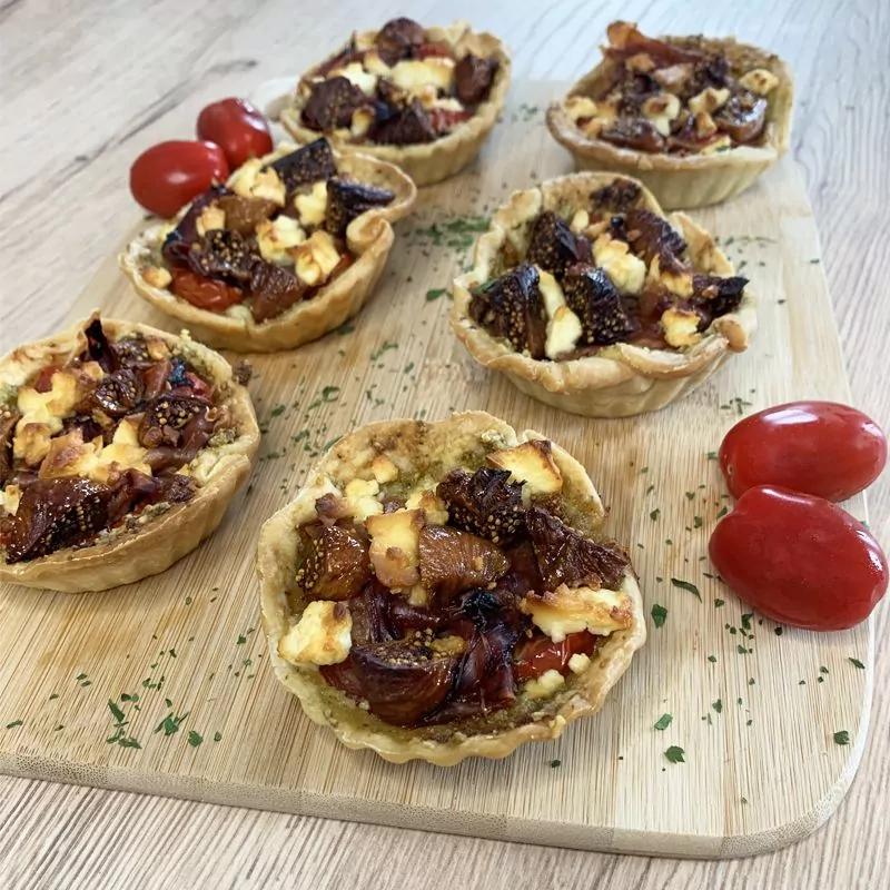 Tartelettes au pesto et jambon cru